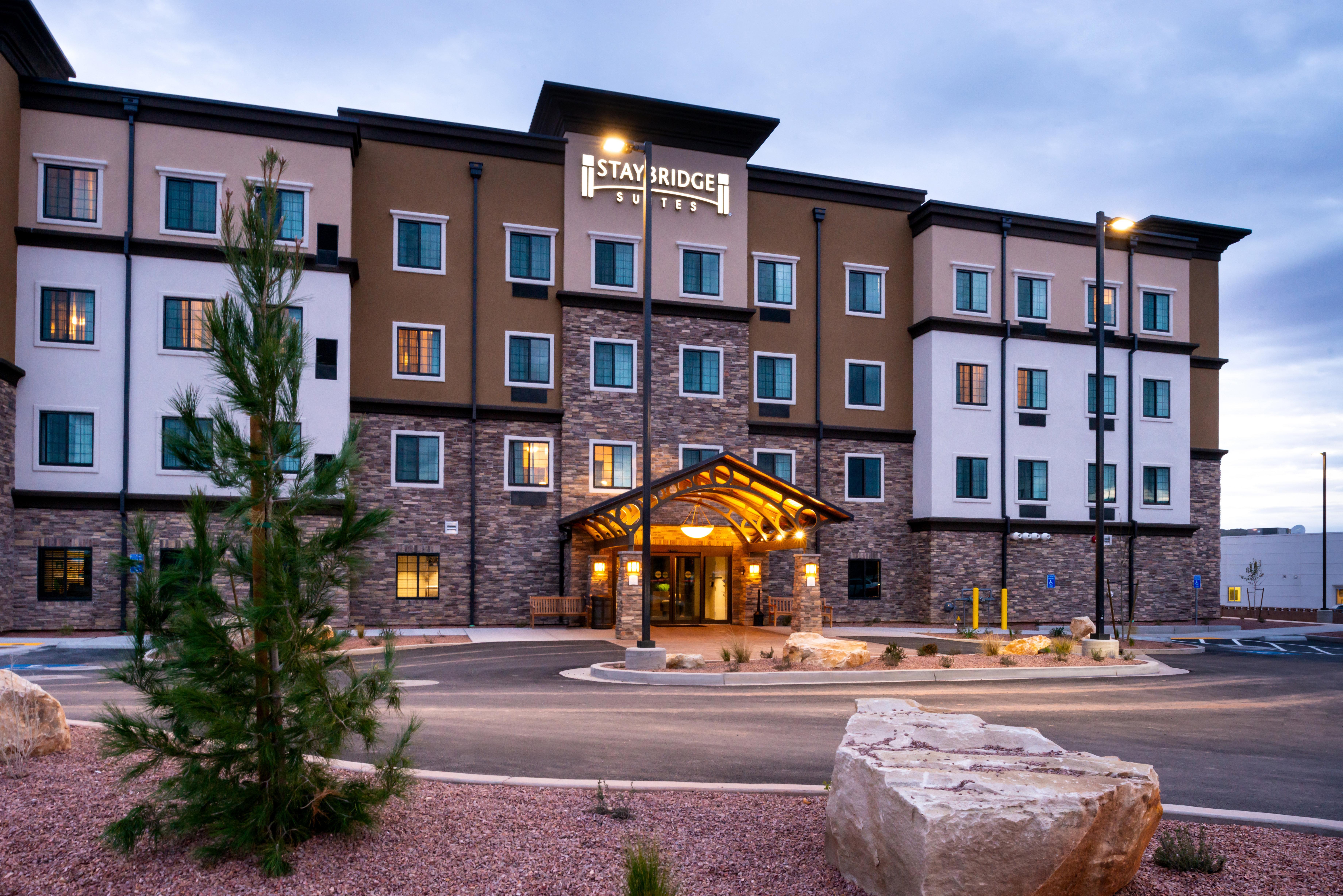 Staybridge Suites - St George By Ihg Сент-Джордж Экстерьер фото